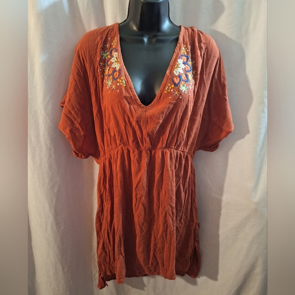 Time and Tru Rust Blouse with Floral Embroidery - Picture 2 of 7